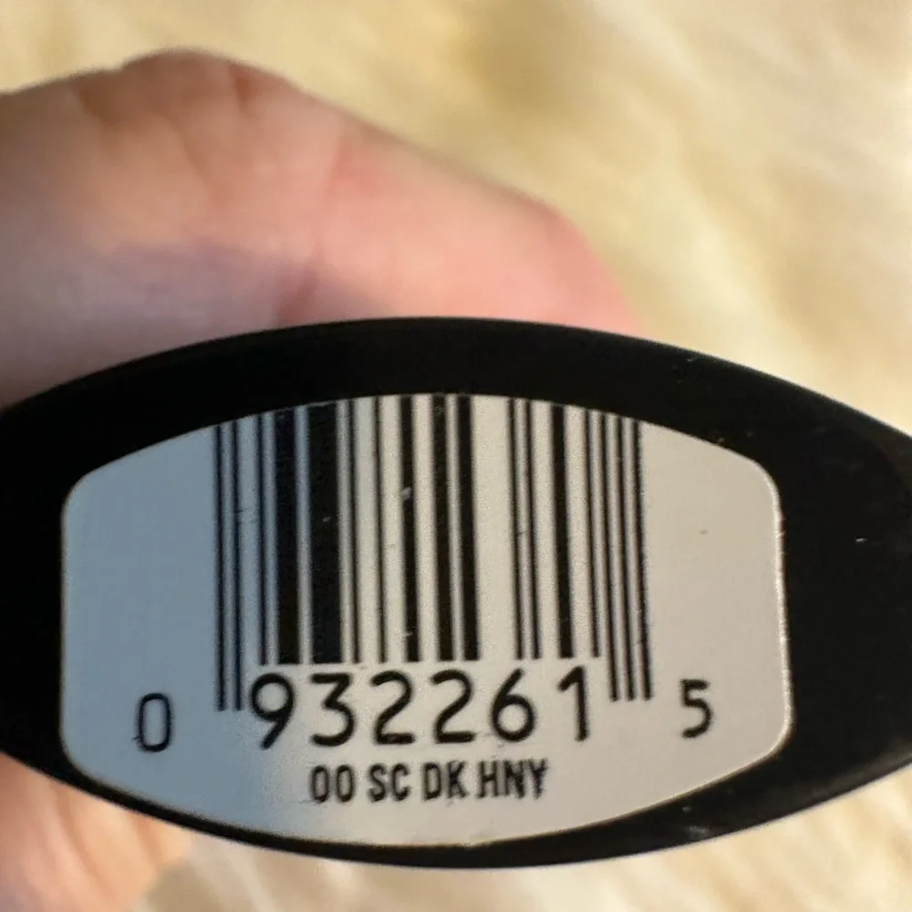 🩷5/$10 OLAY Shine Control Foundation - Dark Honey